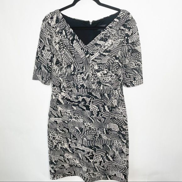 Adrianna Papell Dresses & Skirts - Adrianna Papell Petite Snakeskin design Cocktail dress. sz. 12P #EE